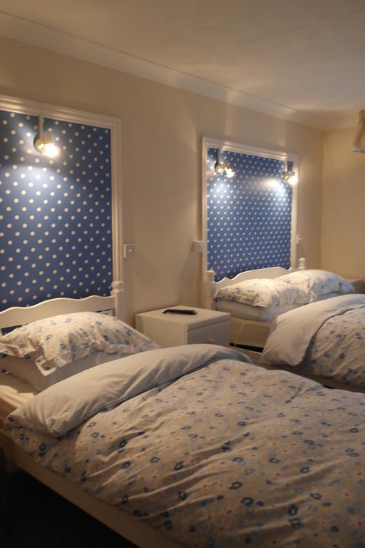 Monravon Guest House هوليهيد الغرفة الصورة